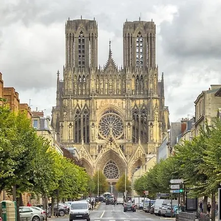 Apartment - Hyper Centre Secteur Cathedrale Reims